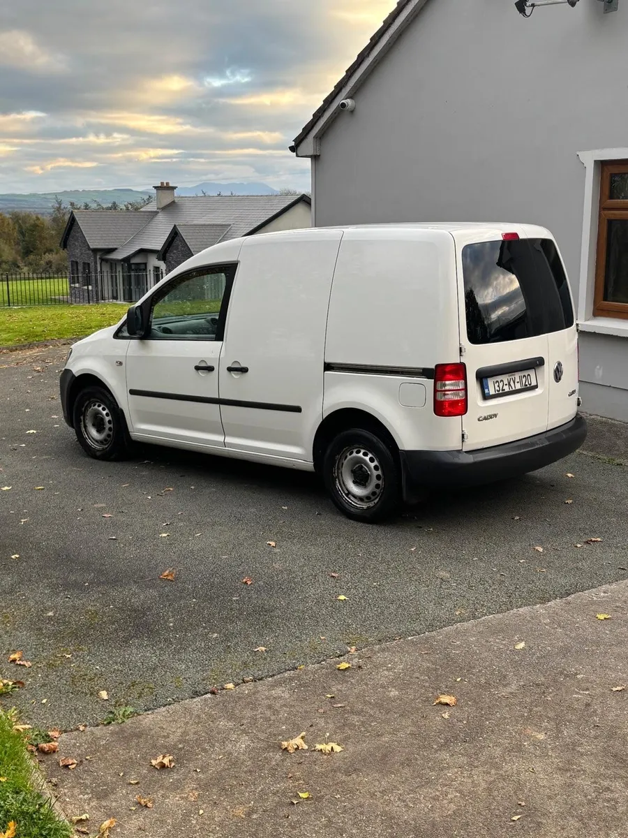 Volkswagen Caddy 2013 - Image 3