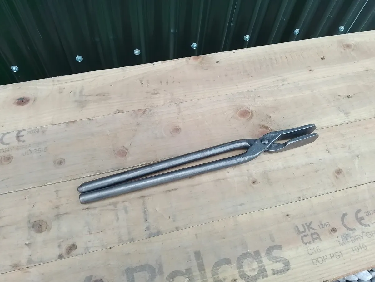 Blacksmiths Tongs - Image 1