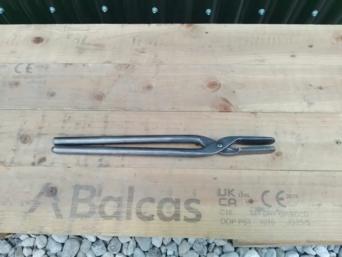 Blacksmiths Tongs - Image 2