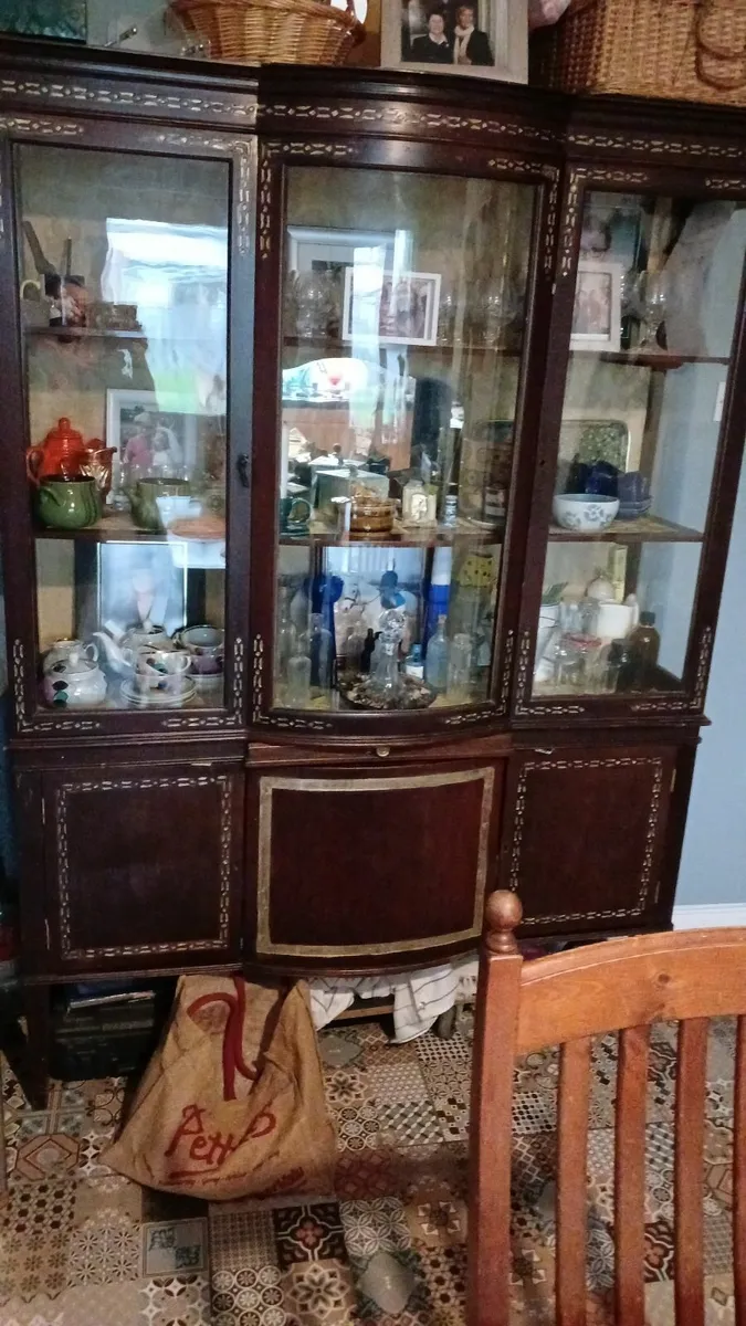 Furniture - Image 4