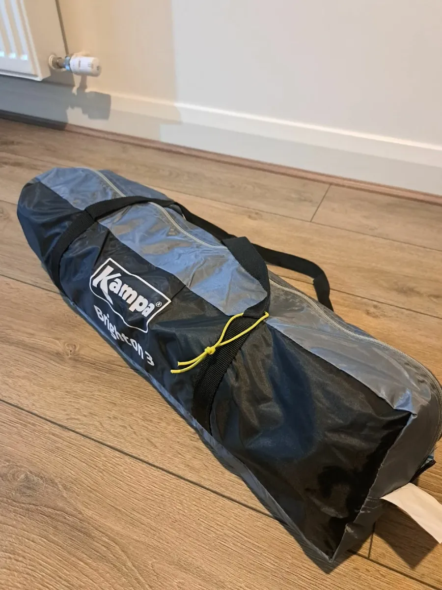 Kampa Brighton 3  (Brand New Unopen) - Image 4