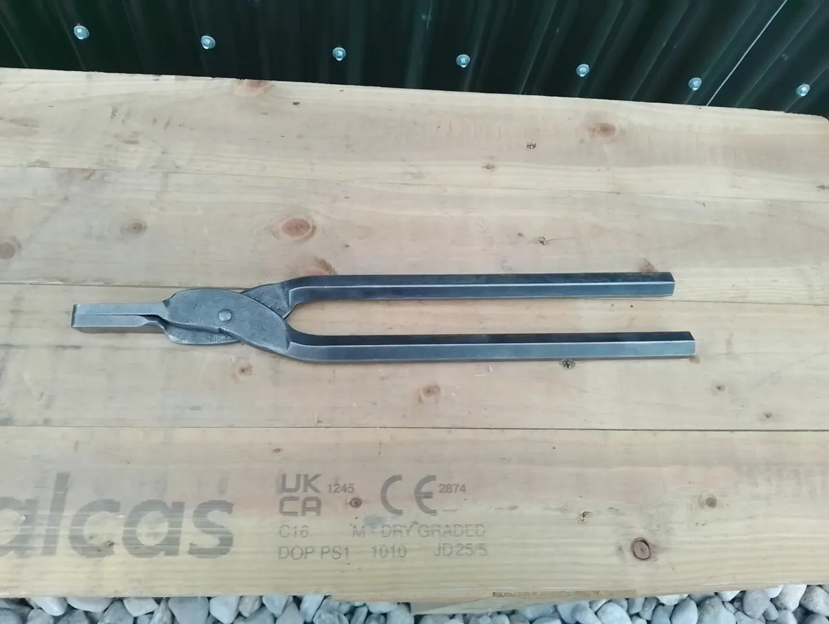 Blacksmiths Tongs - Image 1