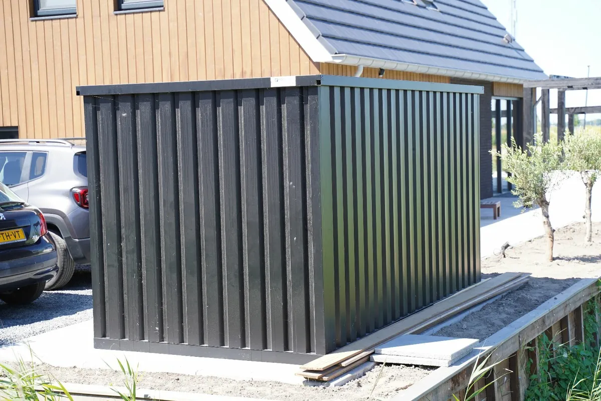 Lockable Steel Container – Weatherproof Storage - Image 2