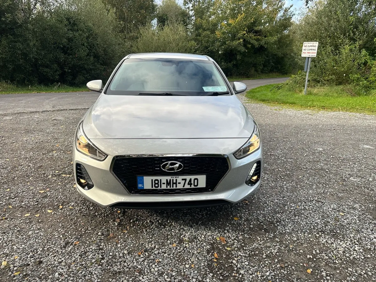 Hyundai I30 Deluxe 1.6 CRDI - Image 3