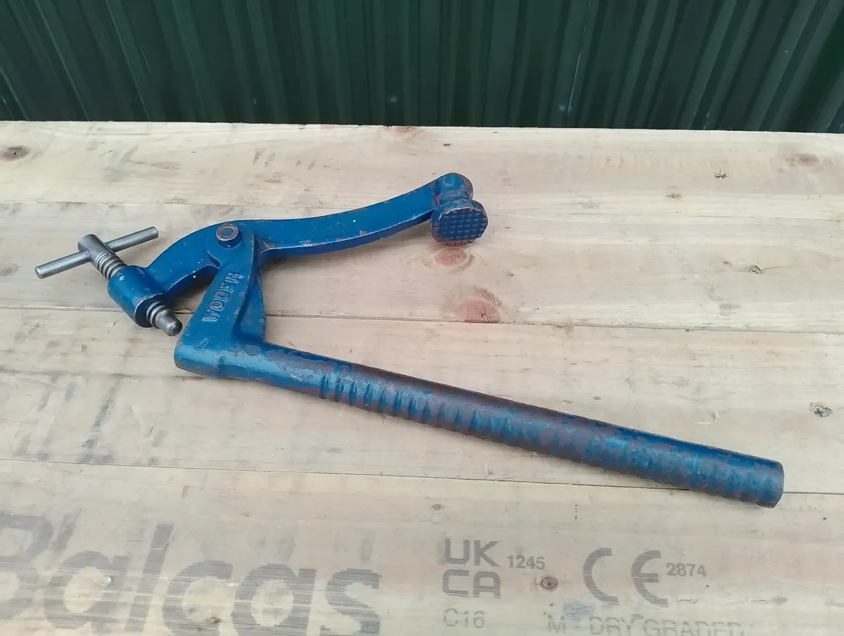 Bench Holdfast - Image 4