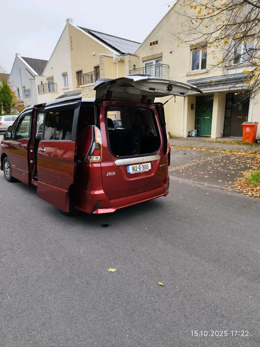 Nissan Serena 2018 1.2petrol e-power Hybrid7seats - Image 3