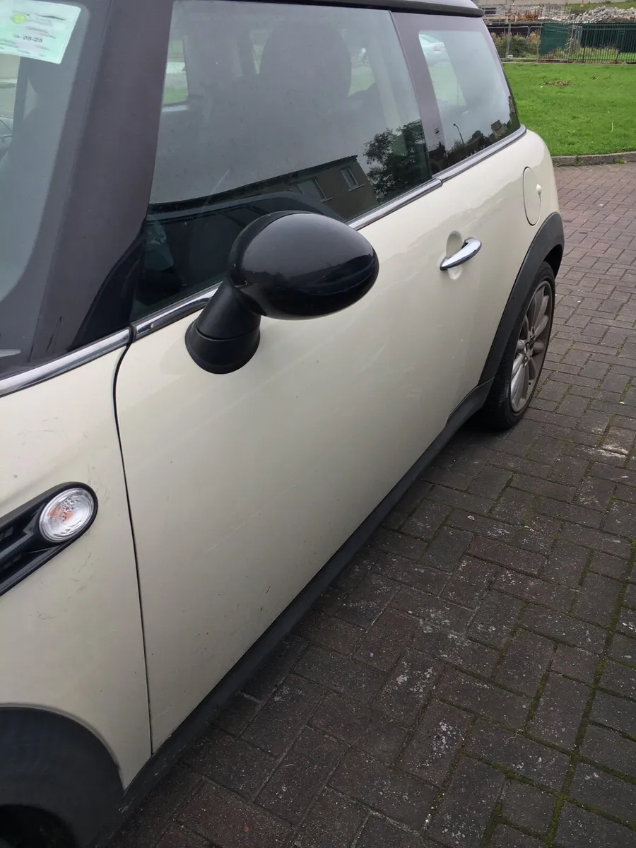 Car - Image 2