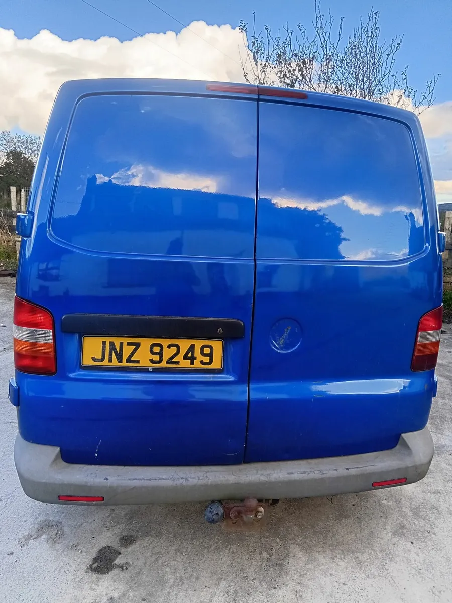 Volkswagen Transporter 2007 - Image 3