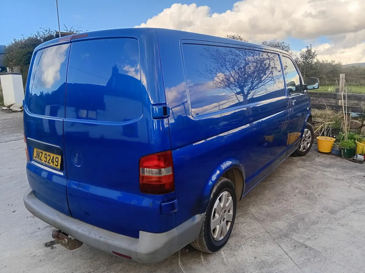 Volkswagen Transporter 2007 - Image 4