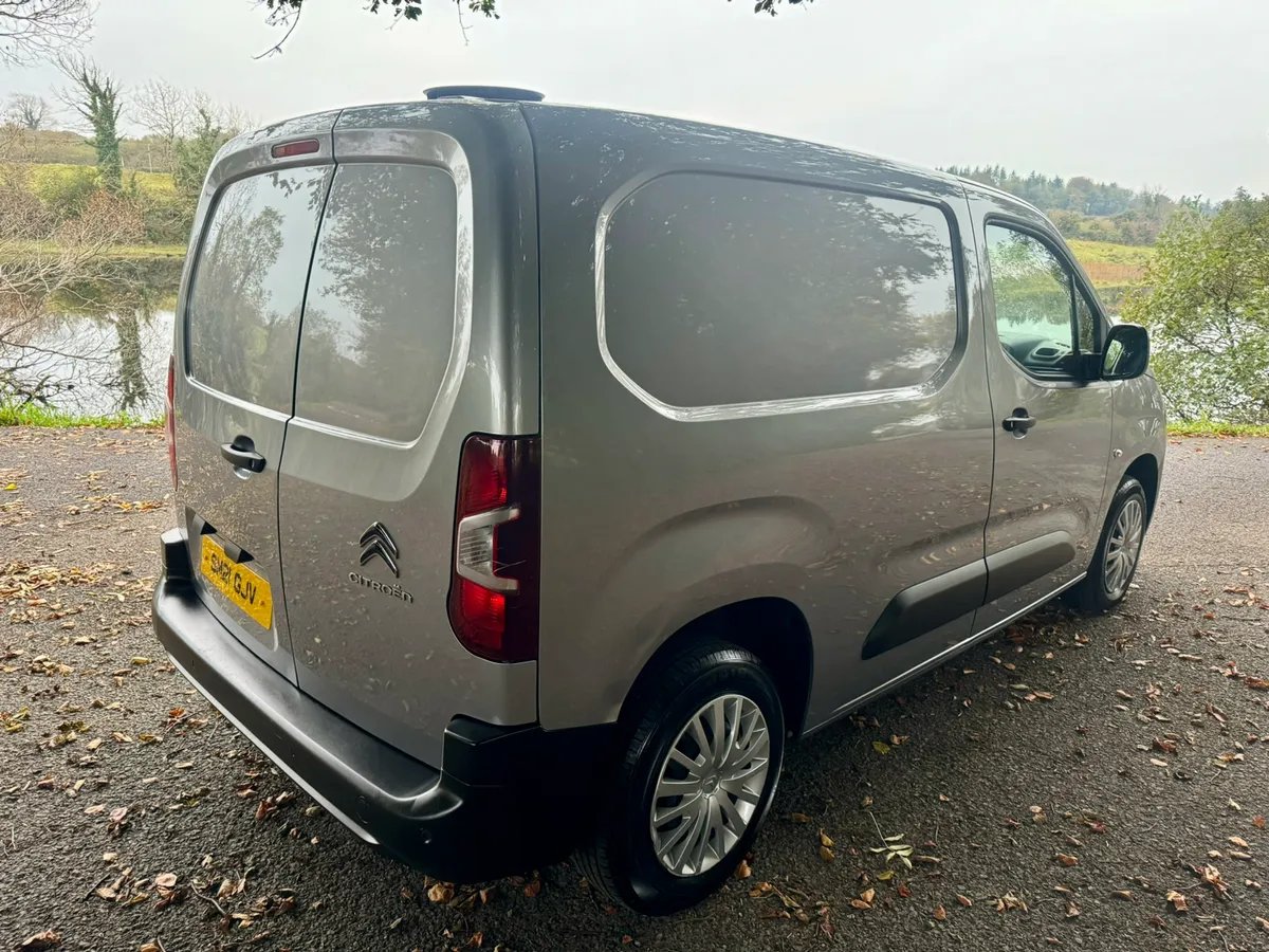 2021 Citroën Berlingo Enterprise (VRT €250 - Image 3