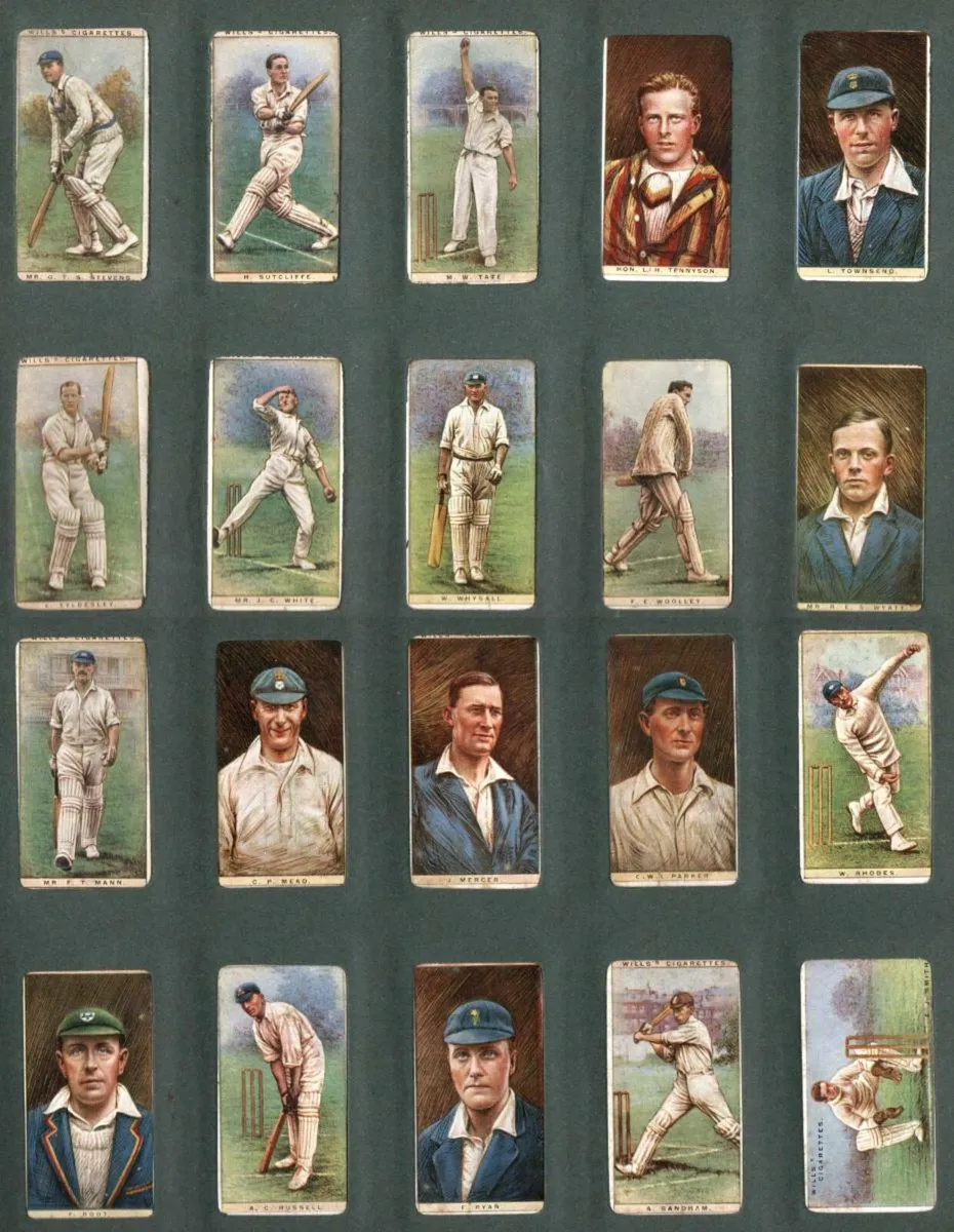 Cigarette cards - Image 1