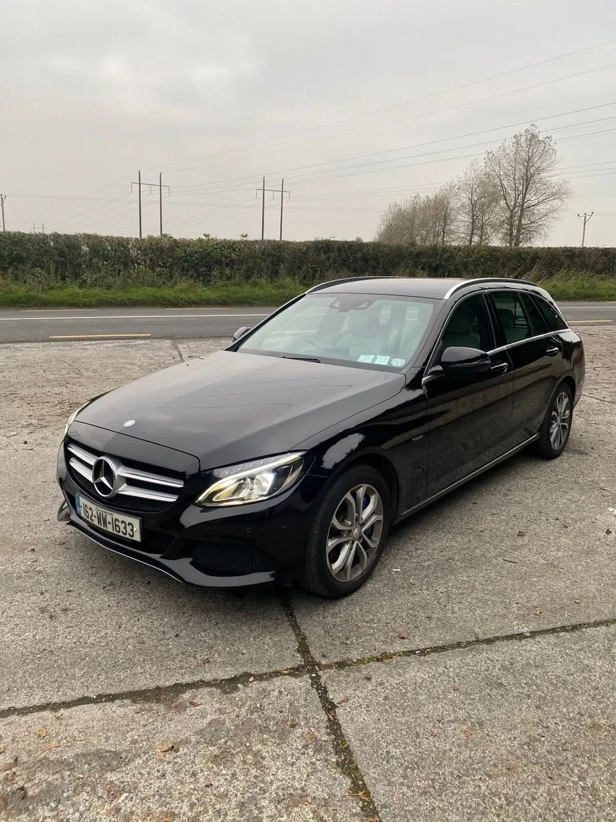 Mercedes-Benz C-Class Full service history - Image 3
