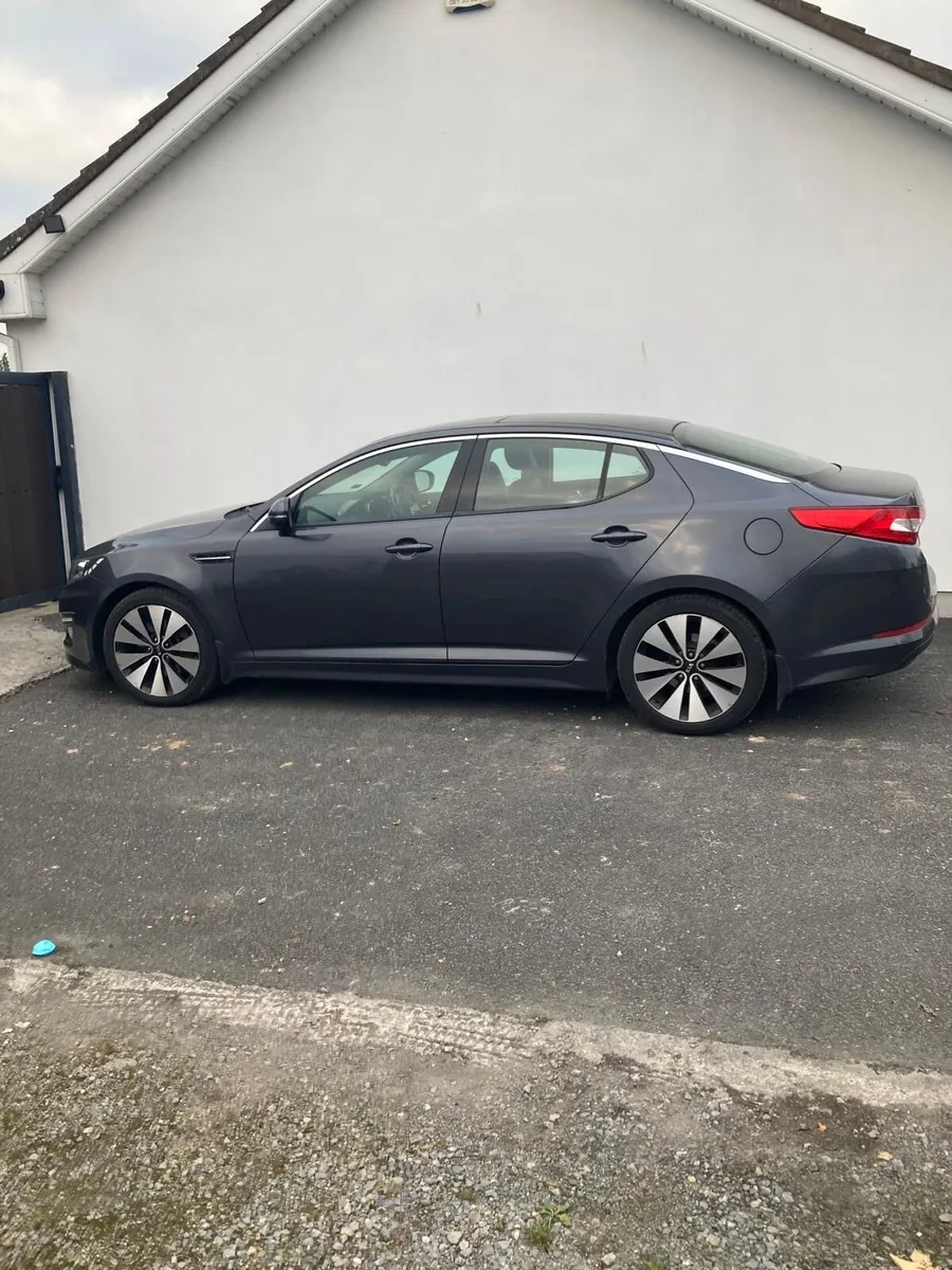 Automatic Kia Optima- Great Condition - Image 4