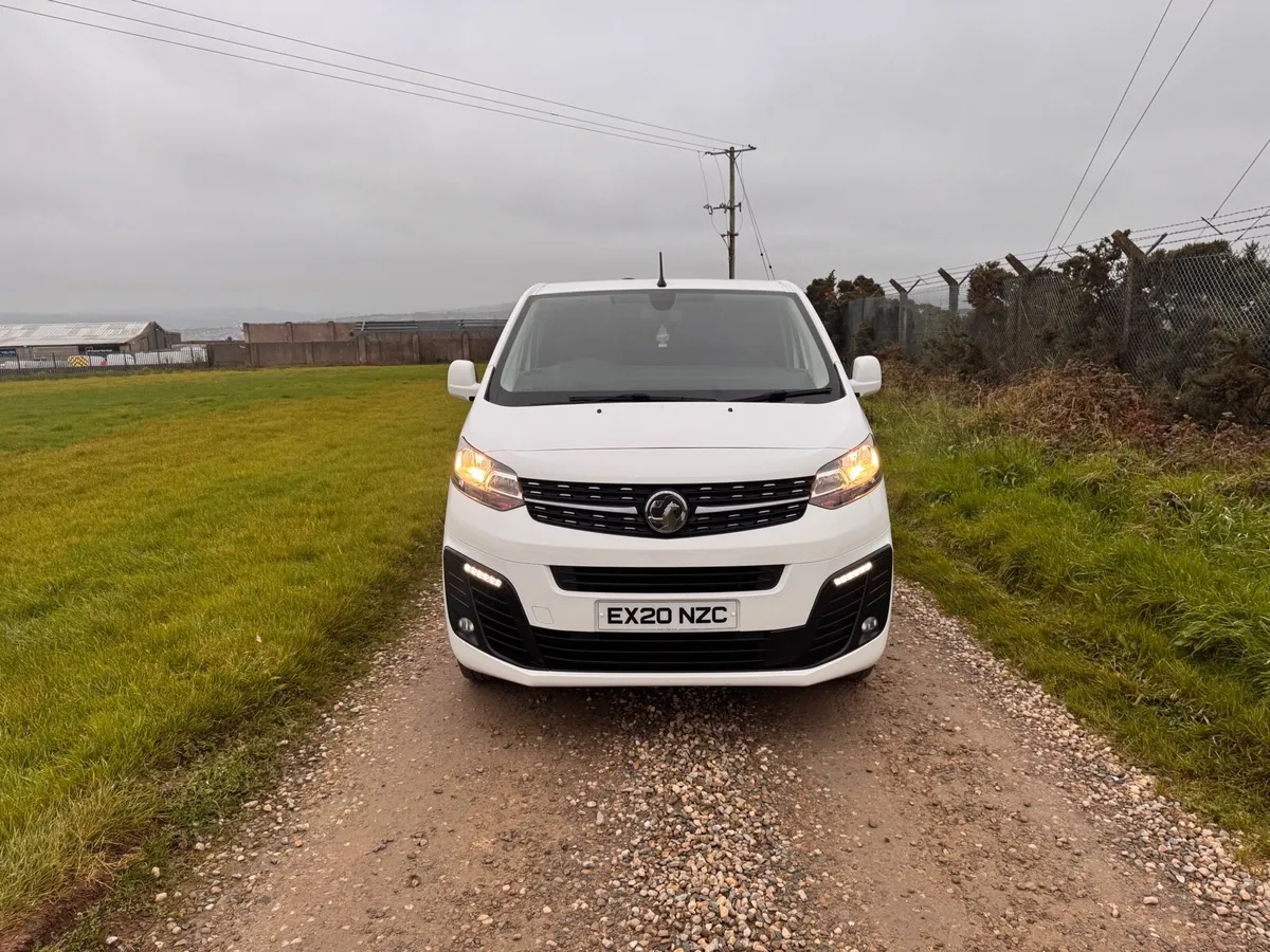 2020 vauxhall vivario 3100 sportive - Image 3