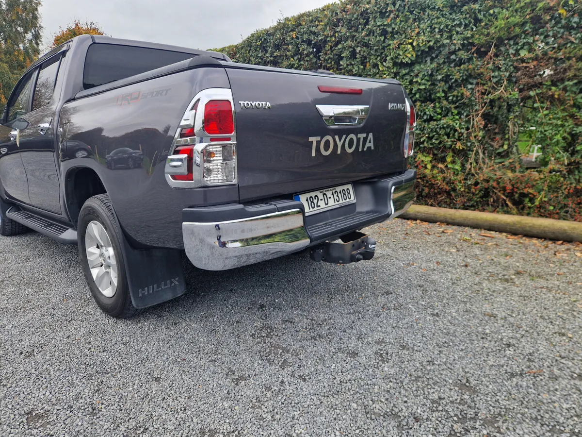 Toyota Hilux 2018 - Image 3