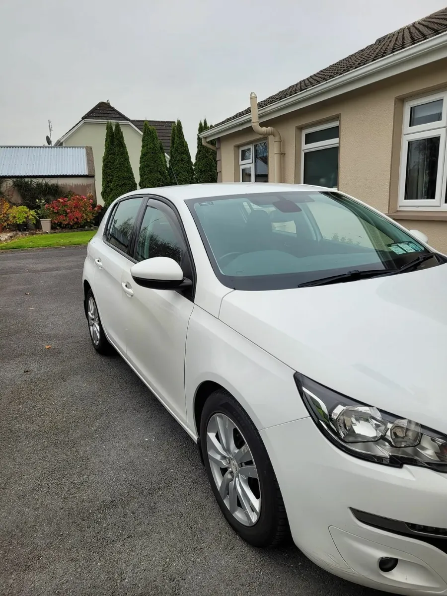 Peugeot 308 2016 - Image 1