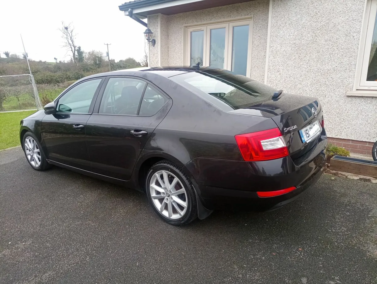 Skoda Octavia 2015 - Image 1
