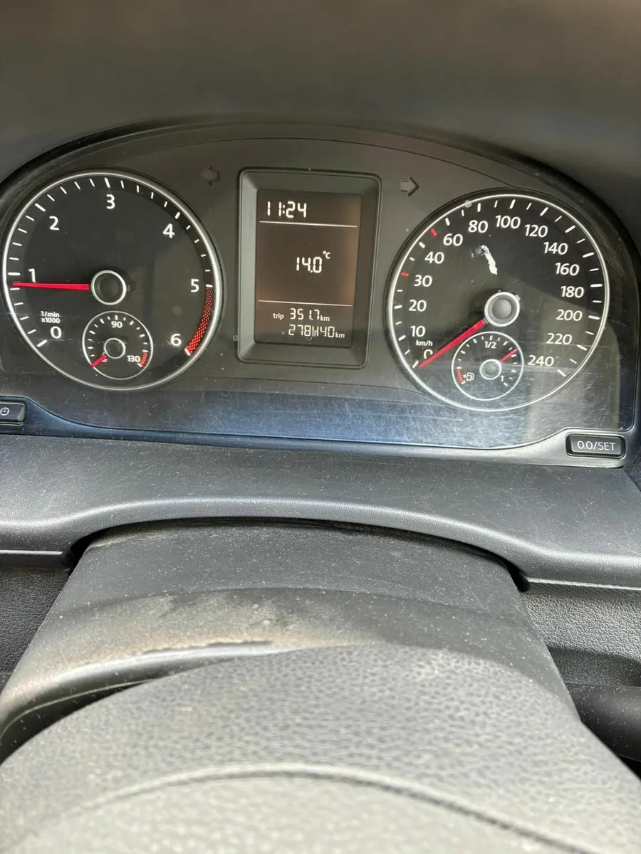 Volkswagen Caddy 2014 - Image 2