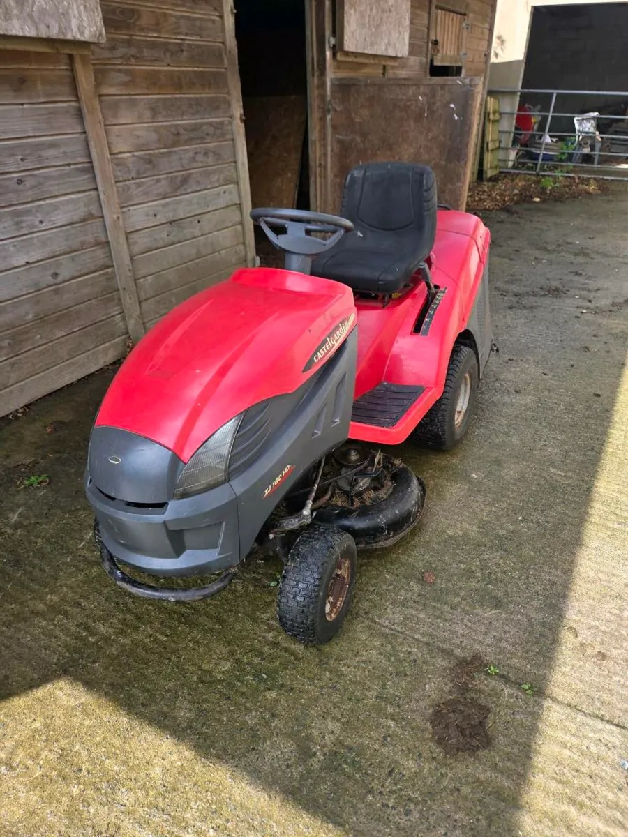 Ride on mower - Image 1