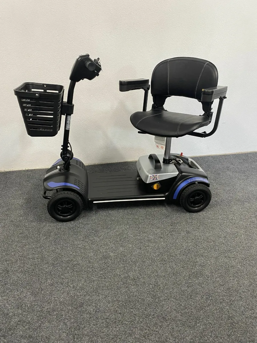 Pre-Owned Rascal VelumiLi Mobility Scooter - Image 2