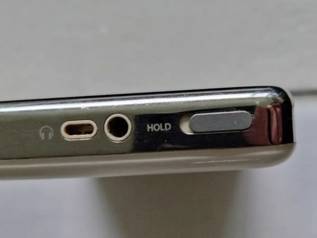 Apple Ipod, 20GB, White, in Excellent Condition - Image 4