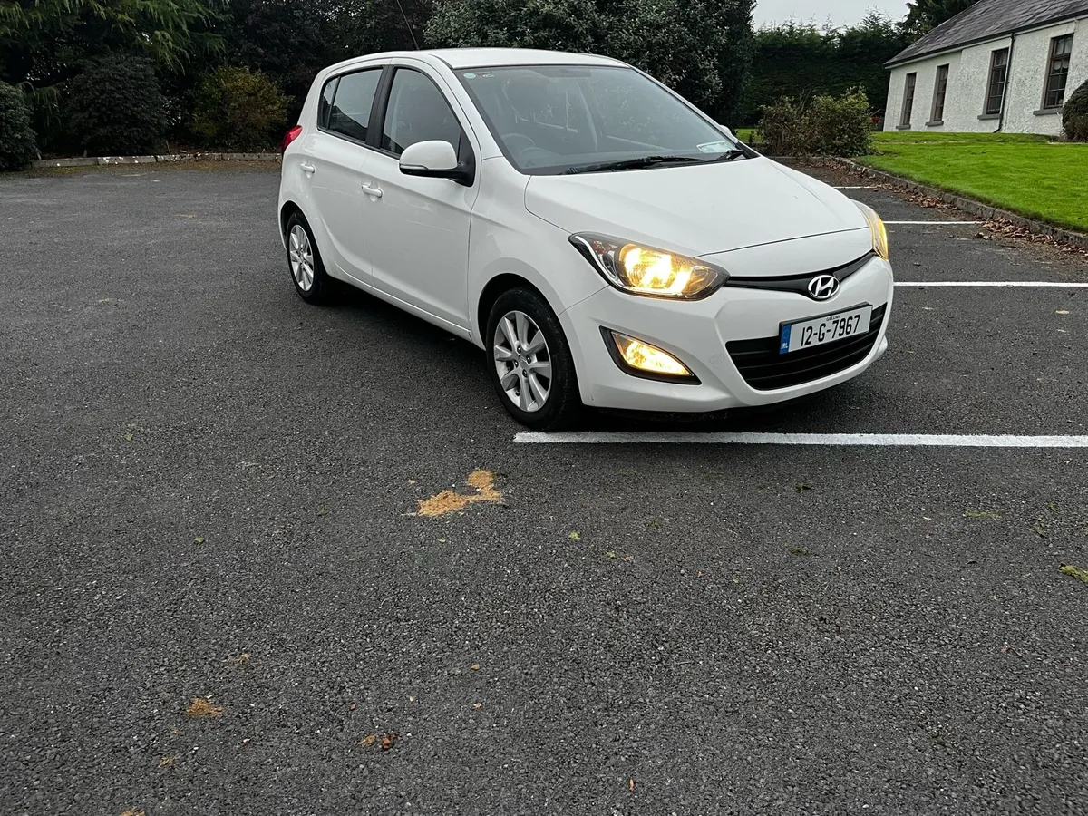 2012 Hyundai i20 1.2 petrol - Image 1