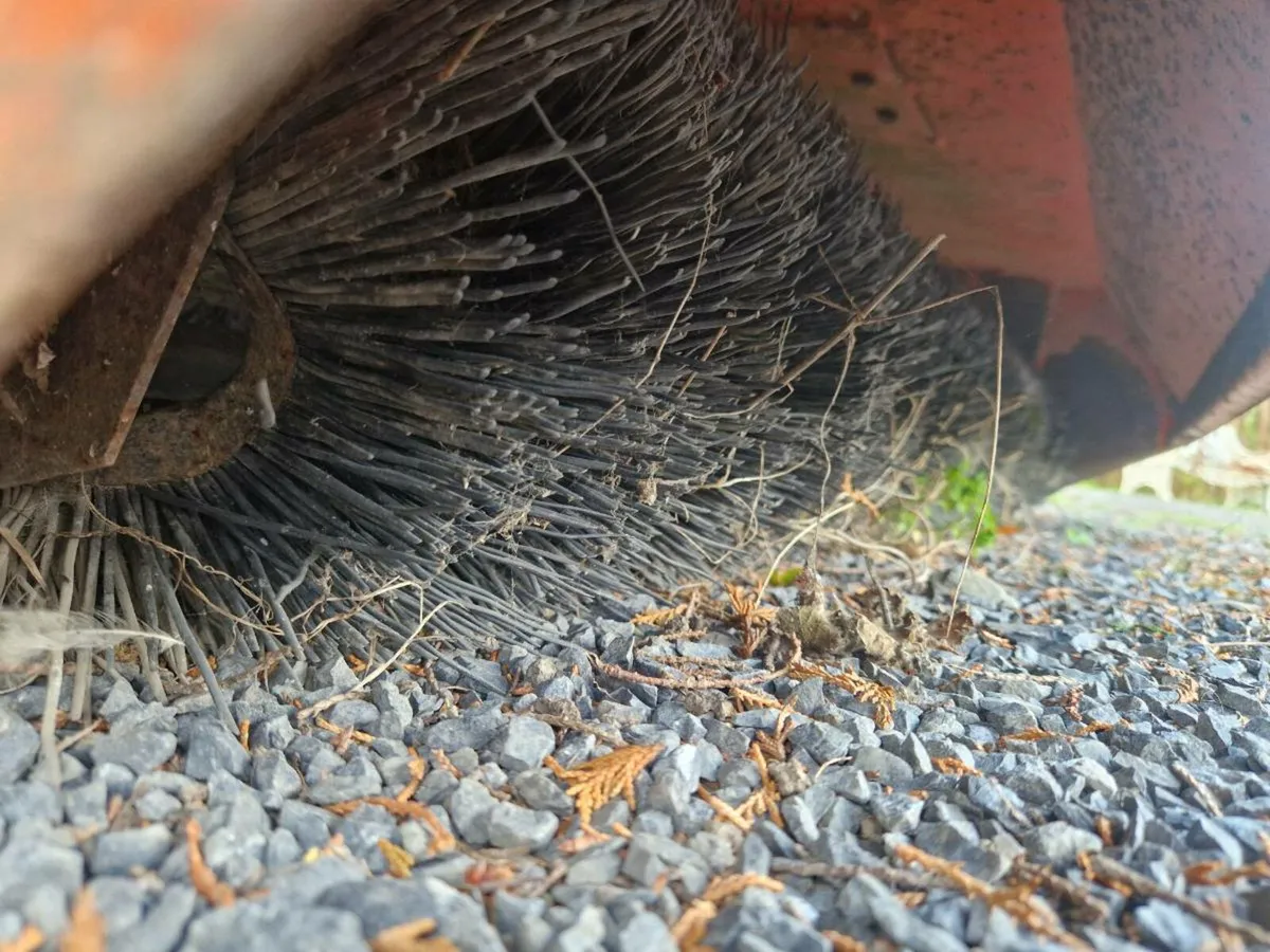 Pto yard brush - Image 4