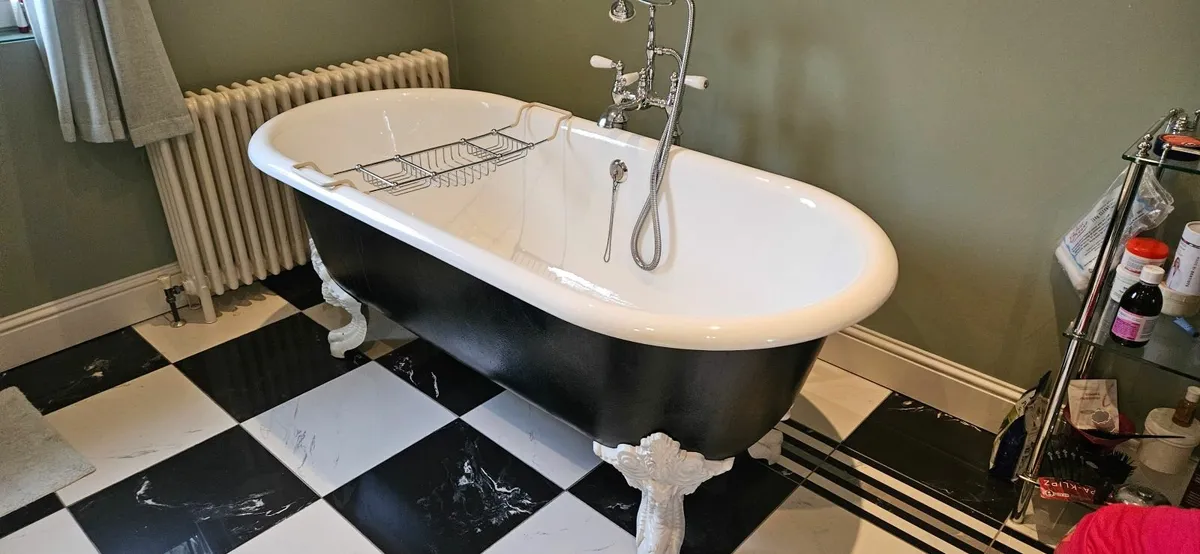 Bath Cast Iron - Image 1