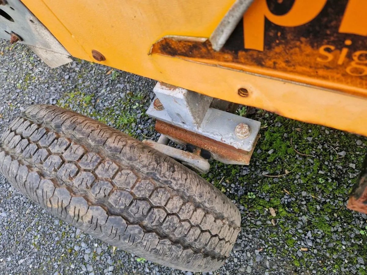 Pike traffic light trailers - Image 2