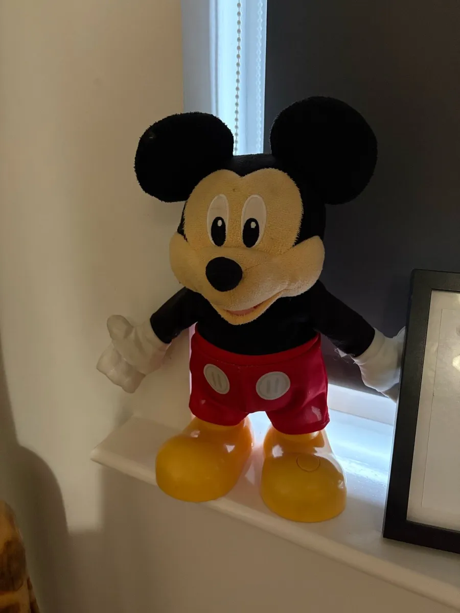 Dancing Mickey Mouse