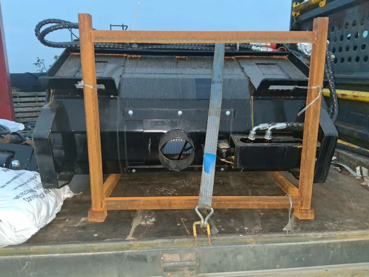 New skidsteer cement mixer - Image 1