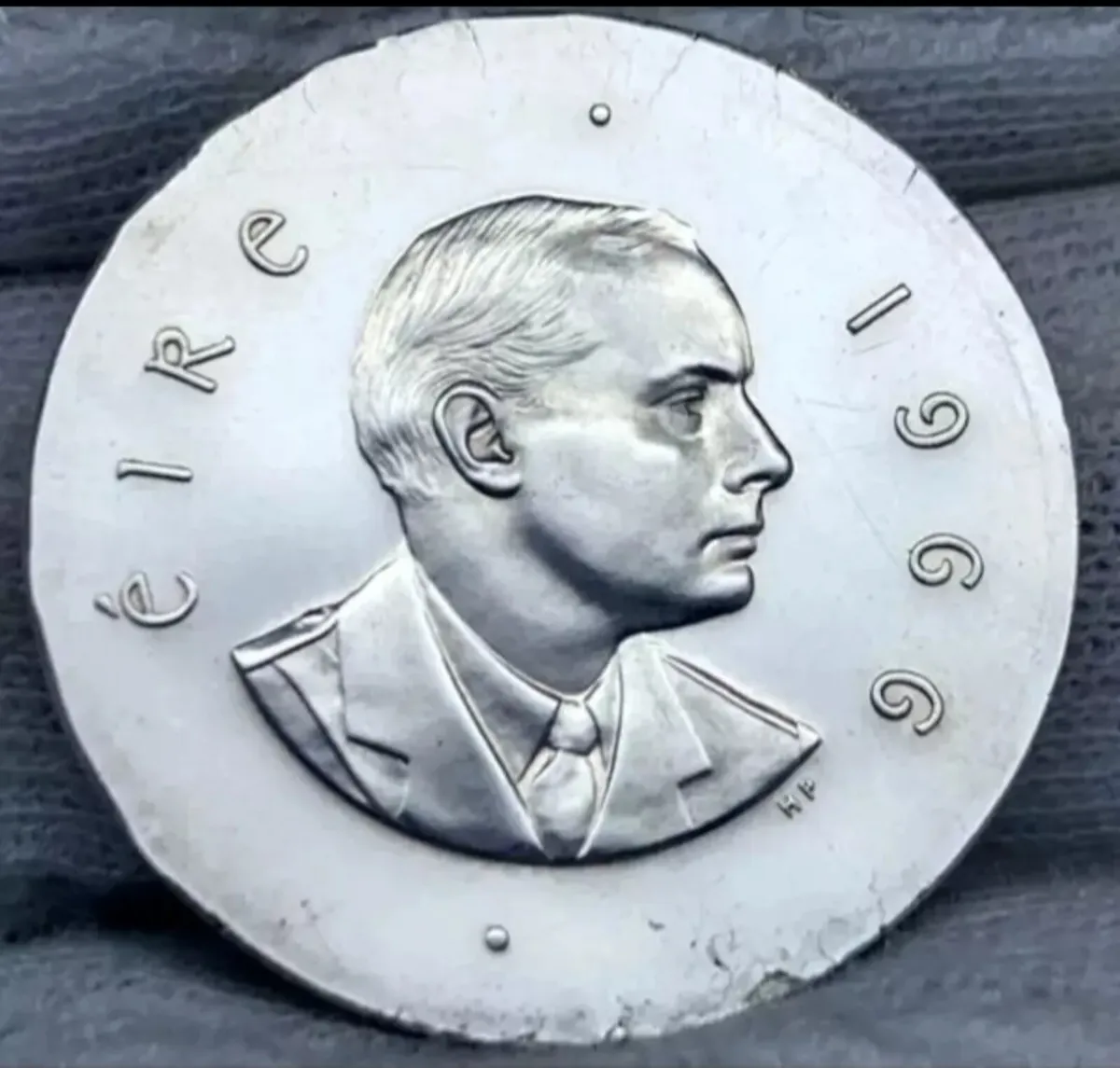 Ireland 1966 Silver Proof 10 Shilling coin set - Image 2