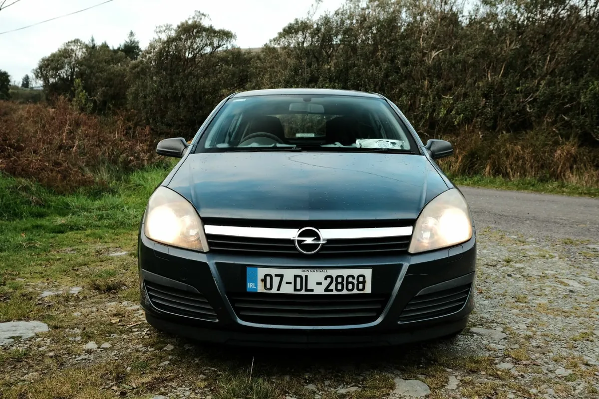 Opel Astra 2007 - Image 1