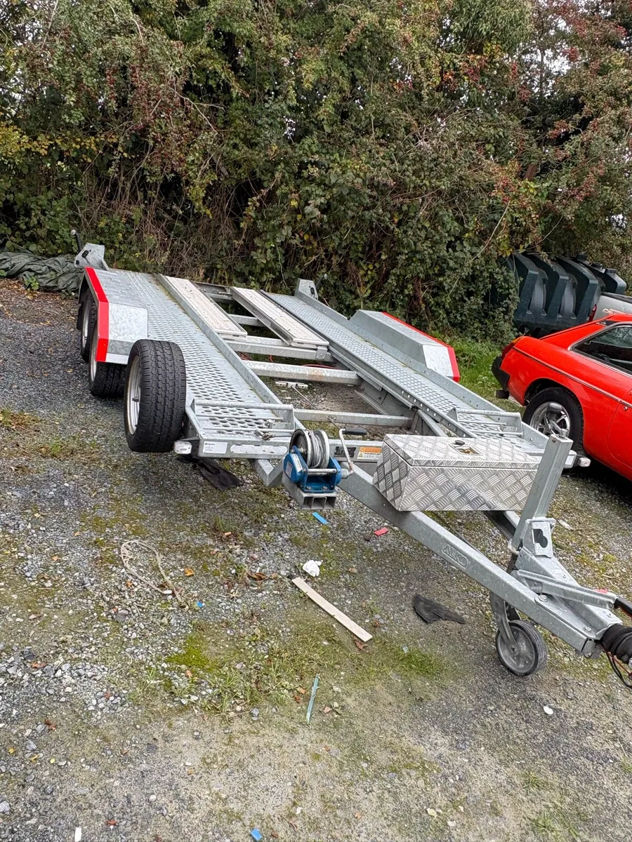 Car transporter - Image 1