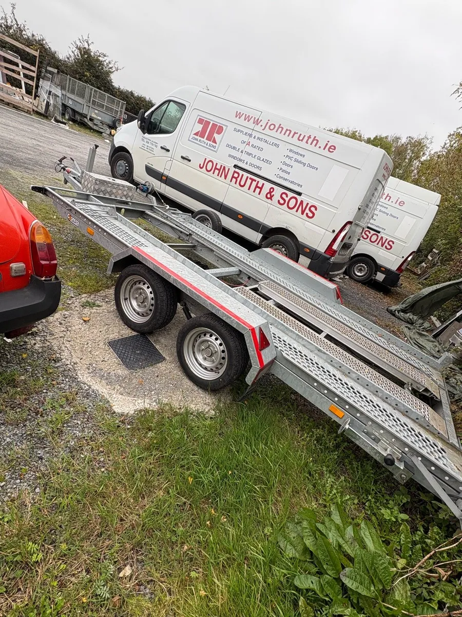 Car transporter - Image 3