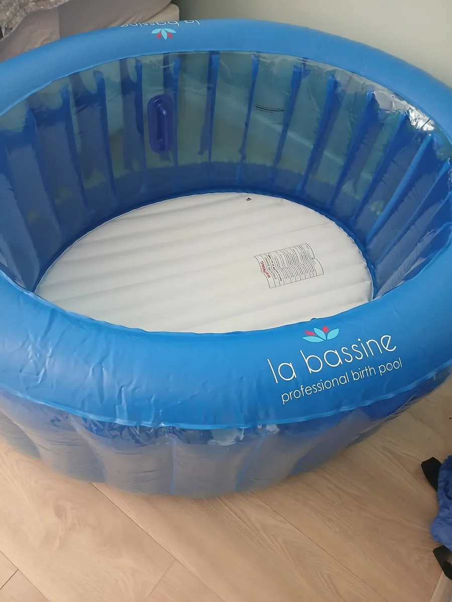 La Bassine birthing pool - Image 4