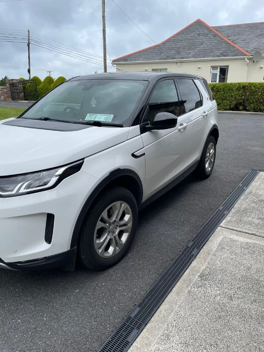 Land Rover Discovery Sport 2020 - Image 2