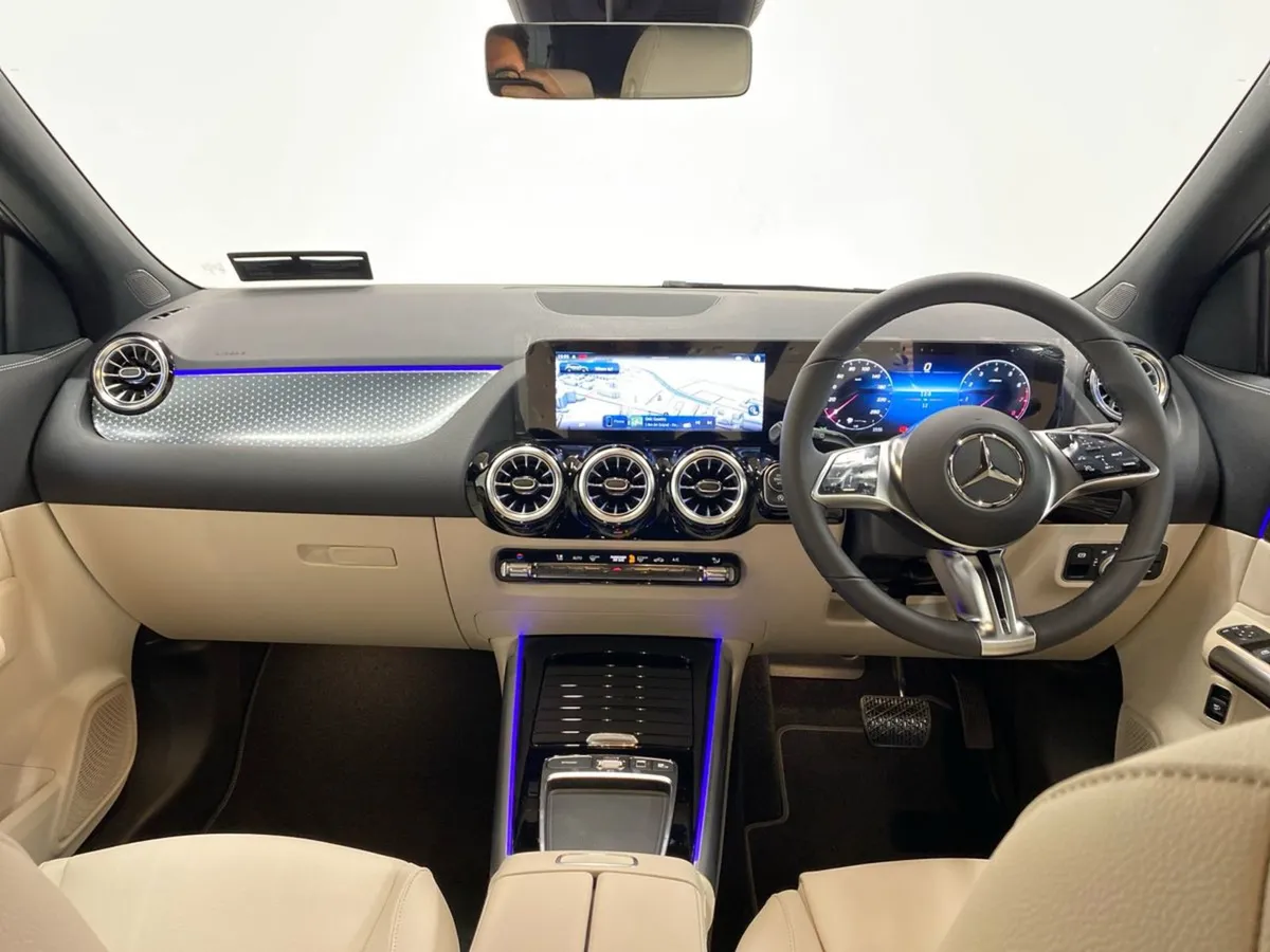 Mercedes-Benz GLA GLA 180 Progressive Plus - Image 4