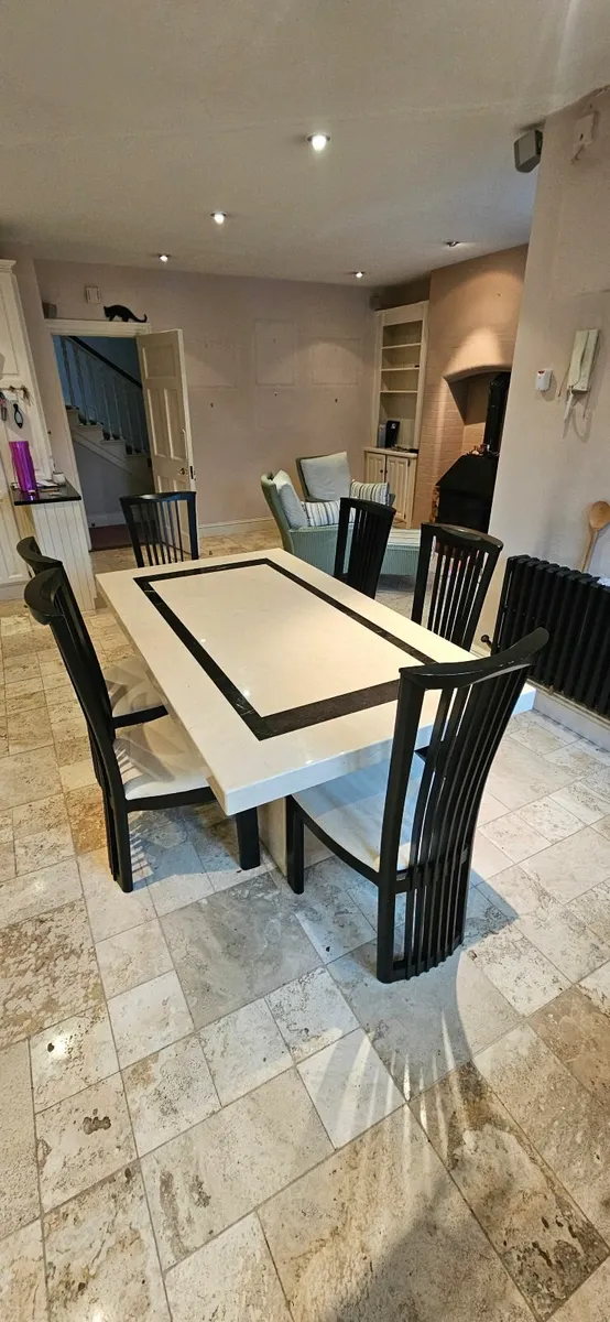 Dining Table & x6 chairs - Image 1
