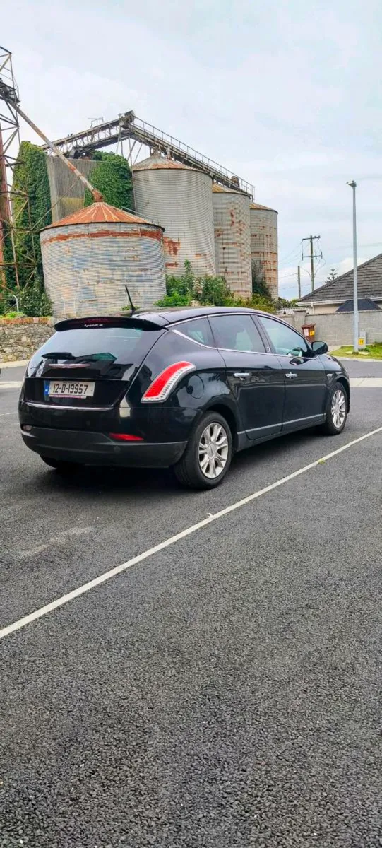 NCT & TAX ..Chrysler Delta 2012. 1.6 Diesel - Image 2