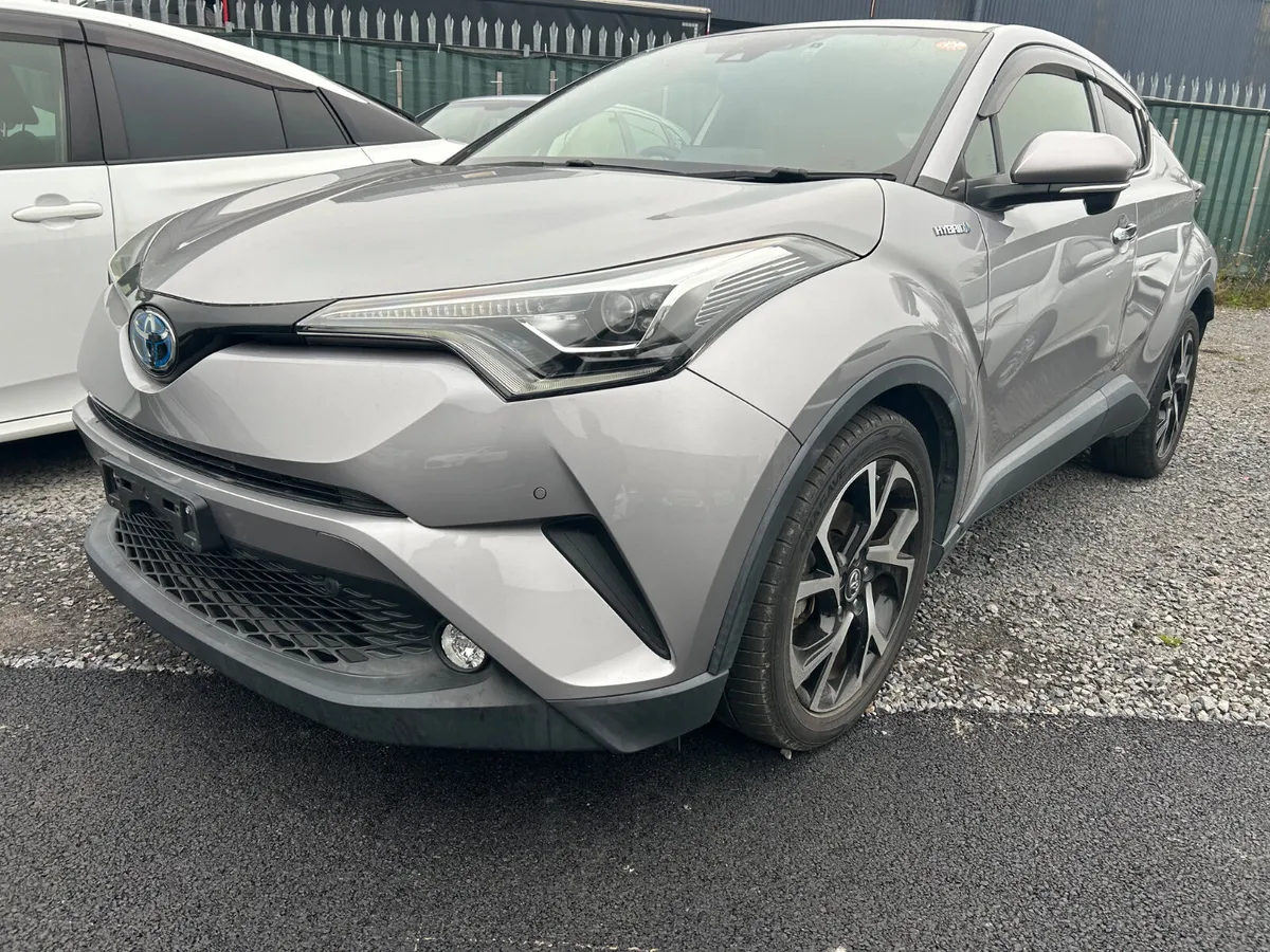 2019 TOYOTA C-HR HYBIRD AUTOMATIC LEATHER INTERIOR - Image 1