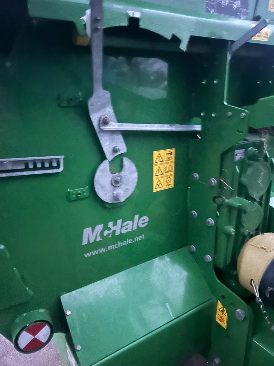 McHale C460 Silage Feeder &Straw Chopper - Image 4