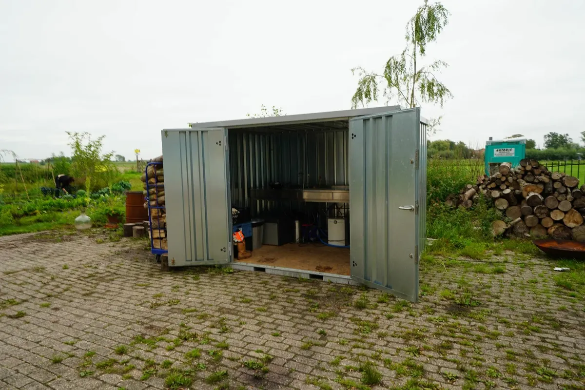 Rust-Free Storage Box – Great for Outdoor Use - Image 1