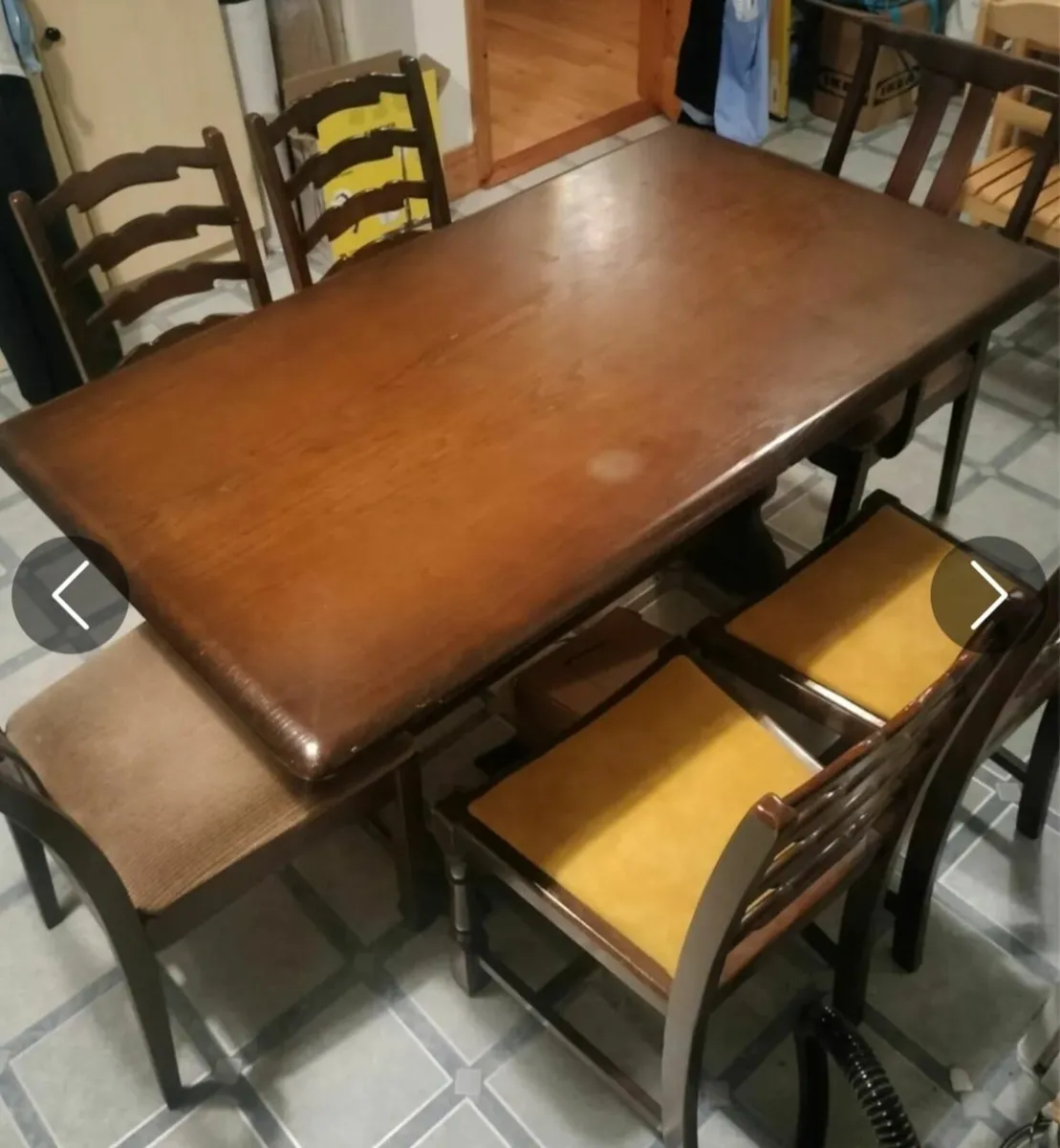 Table and chairs (solid wood) - Image 1