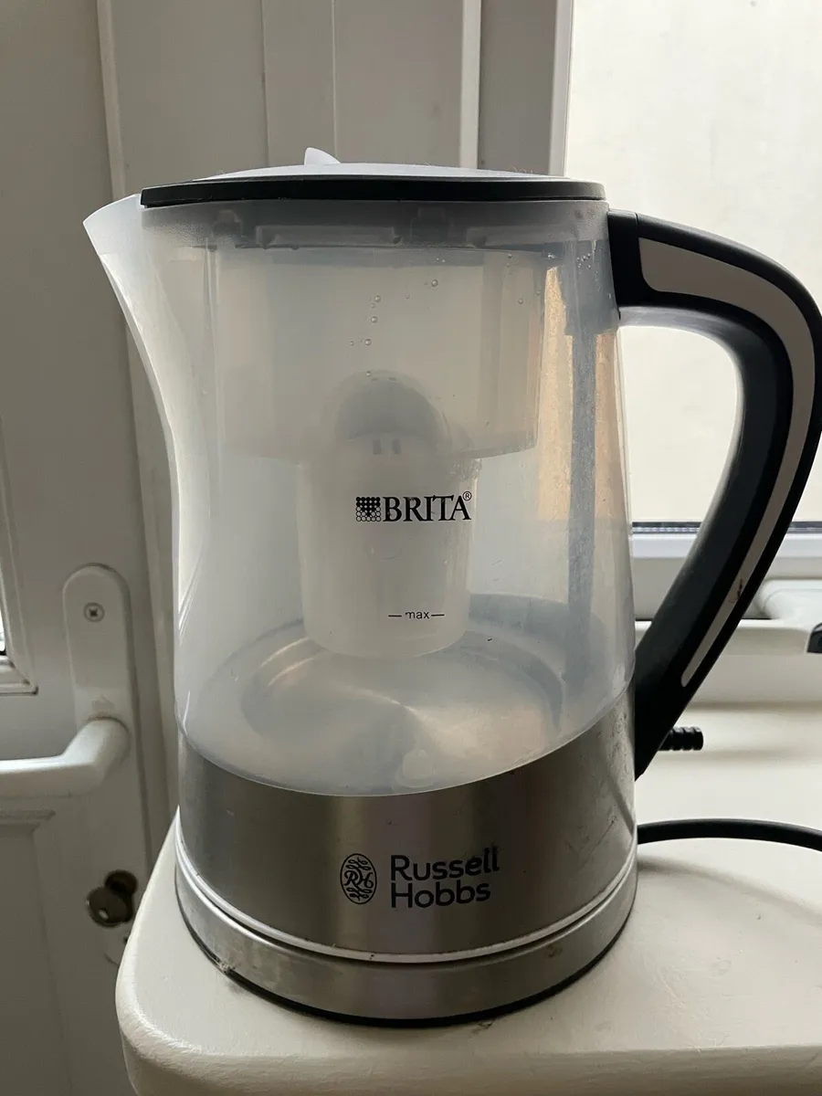 Kettle with filter - Image 1
