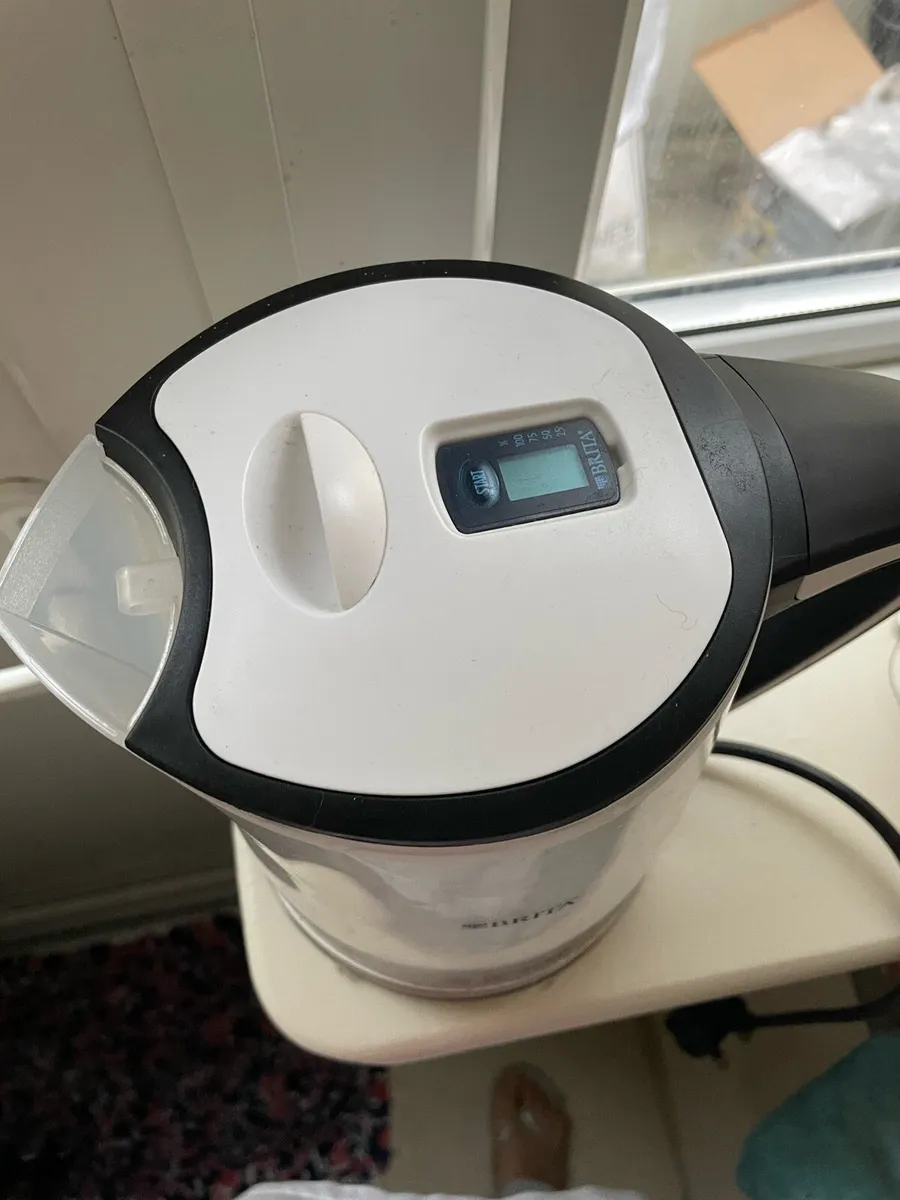 Kettle with filter - Image 2