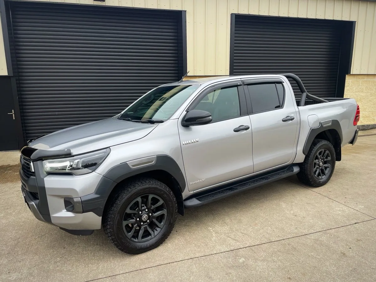 2021 TOYOTA HILUX 2.8 D4D INVINCIBLE X AUTO - Image 1