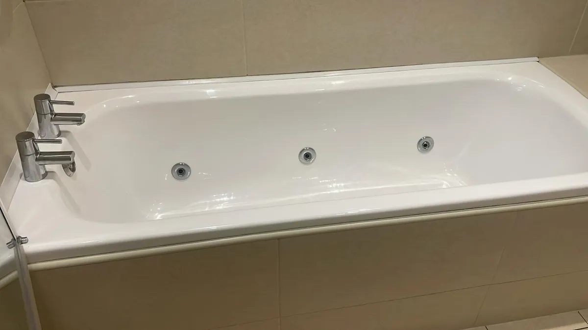 Bathroom - Image 2