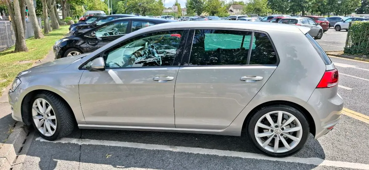 VW Golf Highline 1.2 Tsi/2016/Manual - Image 2