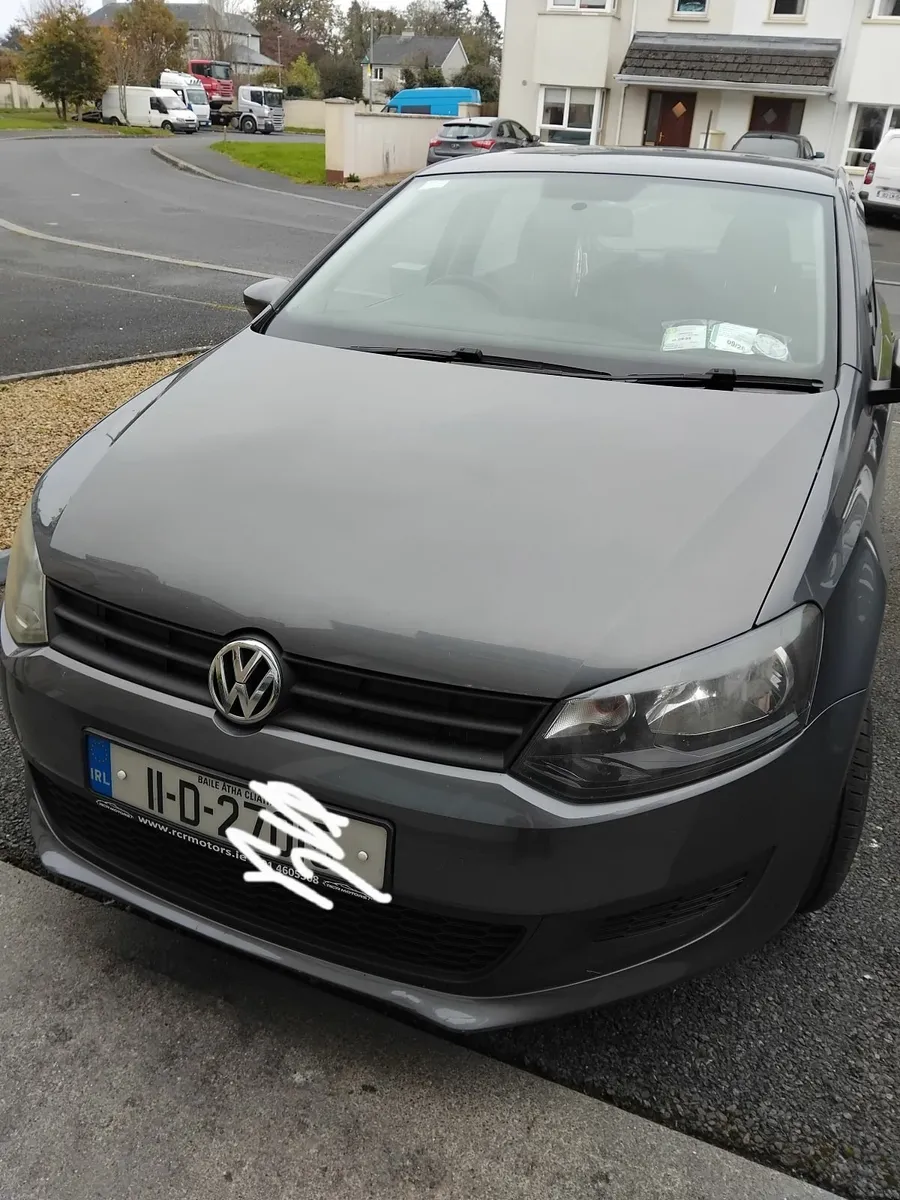 Volkswagen Polo 2011 - Image 2